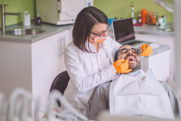  Canton, IL Emergency Dentist Pros